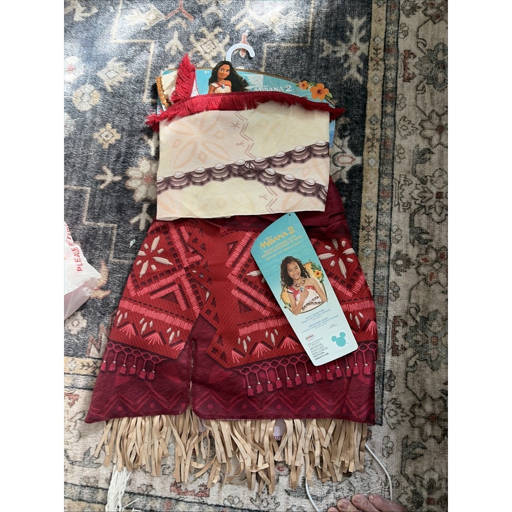 NEW Disney's Moana 2 Moana Adventure Outfit 4-6x Girls Costume